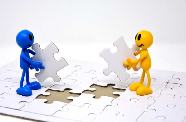 Persontypologi EASI er en personprofiltest/persontypologi, der inddeler mennesket i 4 persontyper – Entusiasten, Analytikeren, Supporteren, Implementeren.